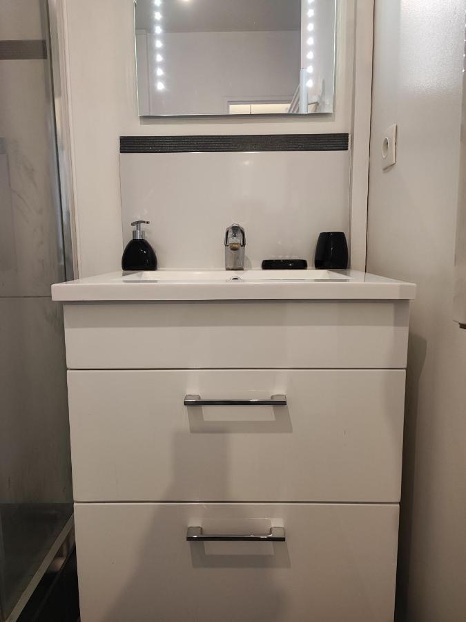 Ferienwohnung Chic Et Moderne+Wifi+Netflix Argenteuil Exterior foto
